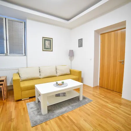 Beautiful One Apartment