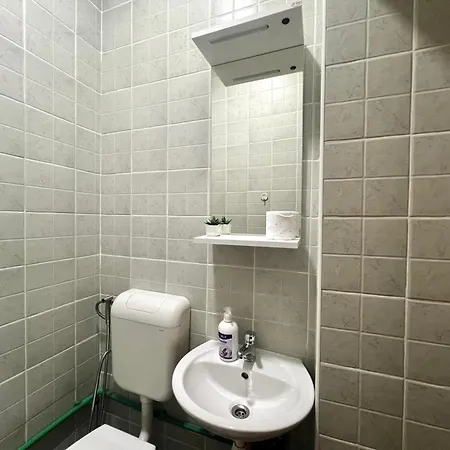 Beautiful One Apartment