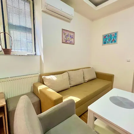 Apartment Beautiful One *